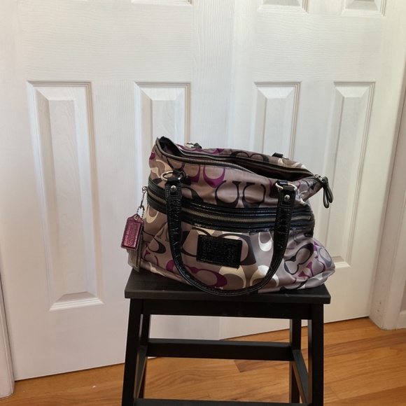 Coach Daisy Optic Print Multi-Tote M1294-F22961 In Purples - Picture 4 of 15